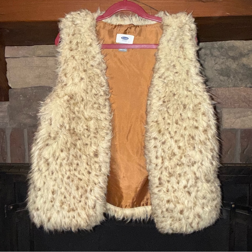 Old Navy Faux Fur Vest - Cream